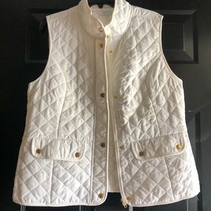 White vest